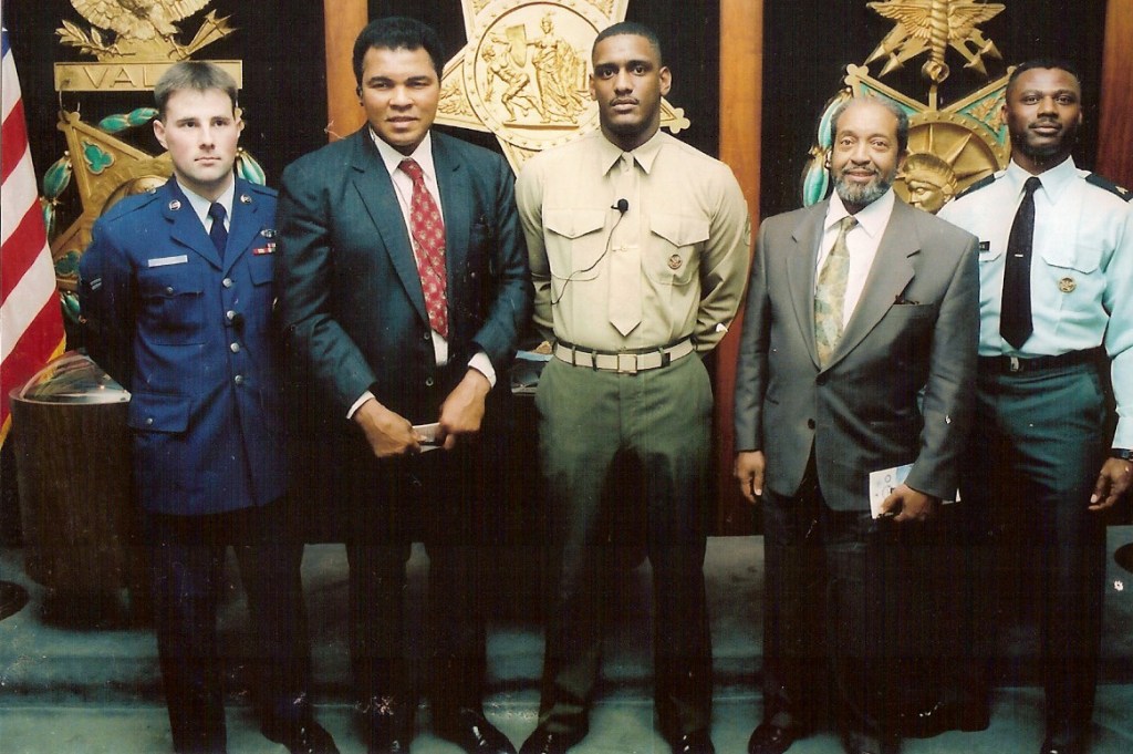 Muslim Messiahs? American Civil Religion and U.S. Military&nbsp;Service