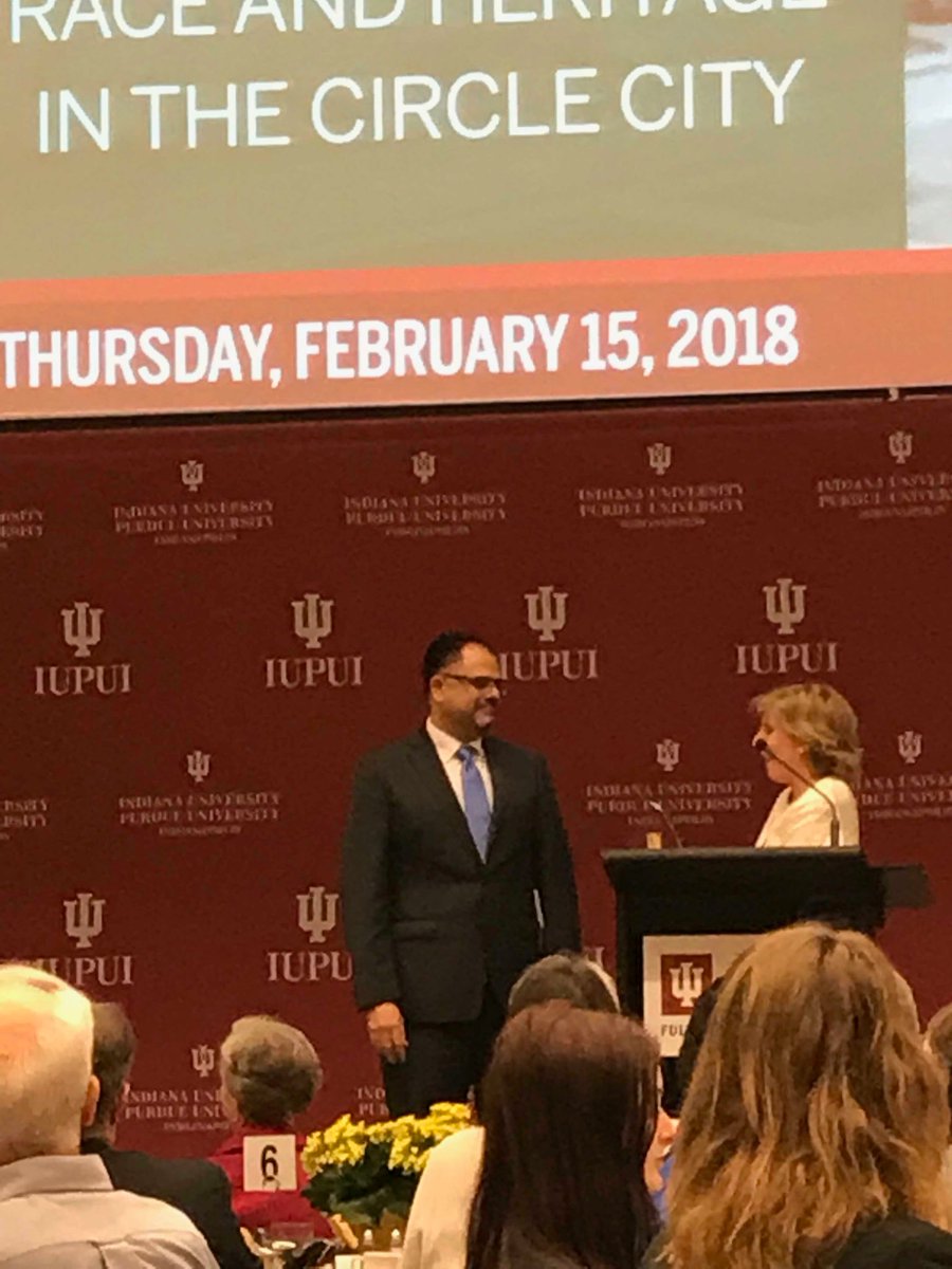 Curtis wins Joseph T. Taylor Award for&nbsp;Diversity